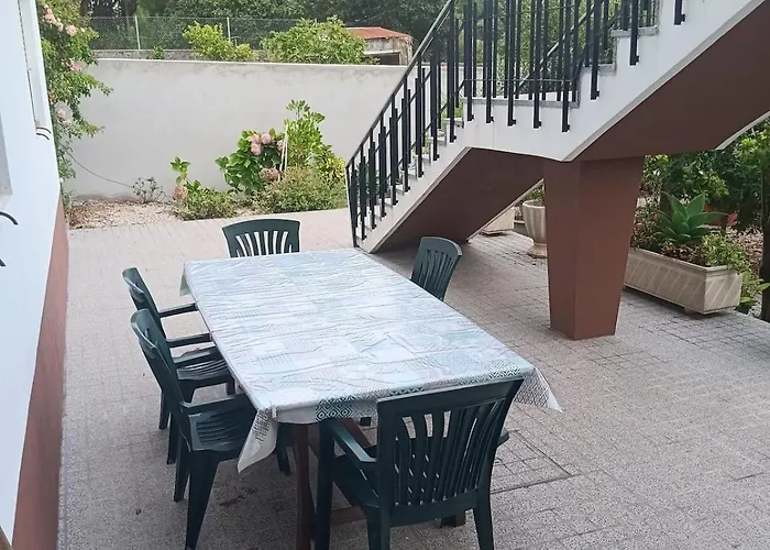 Semesterbostad Maison Familiale Proche