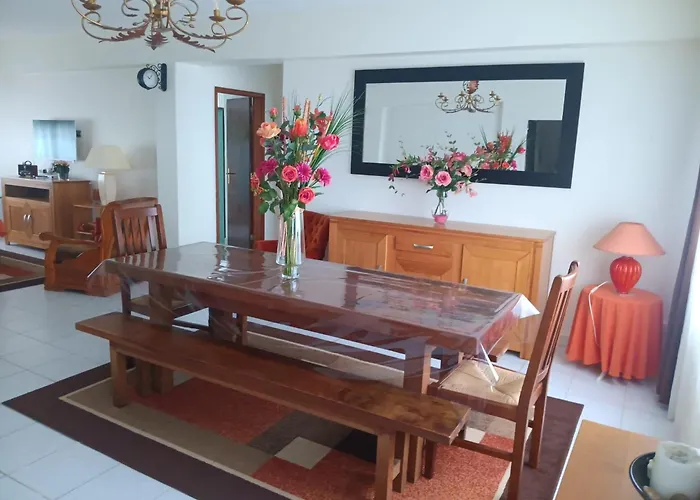 Maison Familiale Proche Semesterbostad *